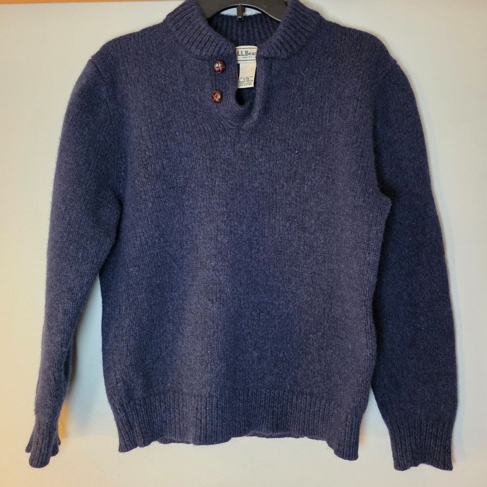 Vintage LL Bean Men's Sweater Henley 100% Wool Size M Blue Winter Cozy Layers
